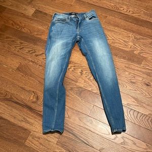 Hollister skinny jeans